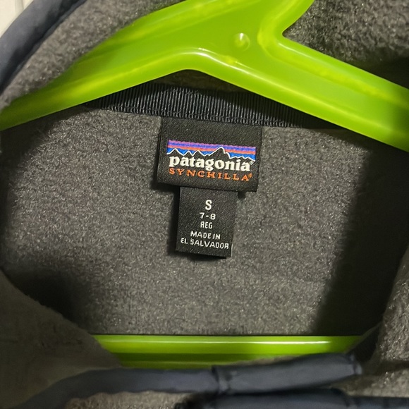 Patagonia Kids' Fleece Pullover - NWT - Picture 2 of 3